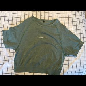 Alphalete Amplify Crop Nomadic Blue